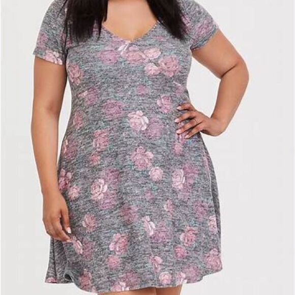 Torrid Super Soft Plush Floral Mini‎ Skater Dress Size 0 Large 12 Gray Pink - Picture 1 of 9